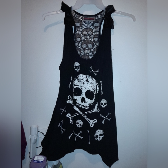 Super cute soft skull tank top - Picture 3 of 4